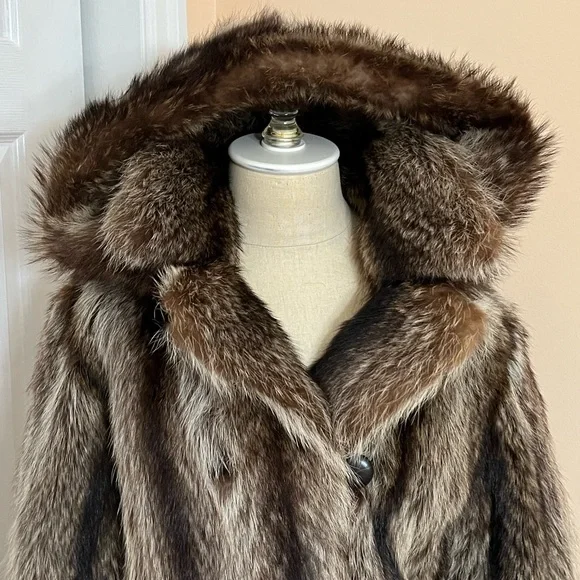 Vintage Hopper Furs Mid Length Raccoon Coat. Sz S-M - Picture 5 of 16